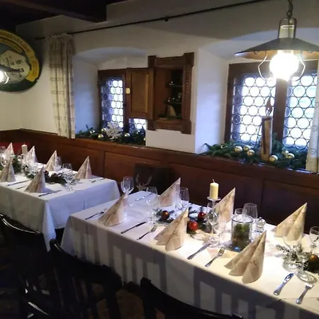 Schlosswirtschaft Moos Inn Moos (Bavaria)