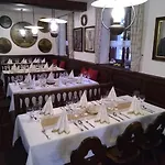 Schlosswirtschaft Moos * Moos (Bavaria)