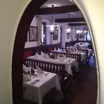 Han/Misafirhane Schlosswirtschaft Moos