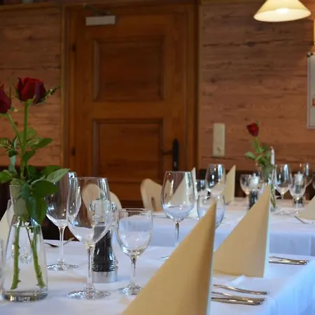 Schlosswirtschaft Moos Gasthof