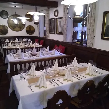 Schlosswirtschaft Moos * Moos (Bavaria)